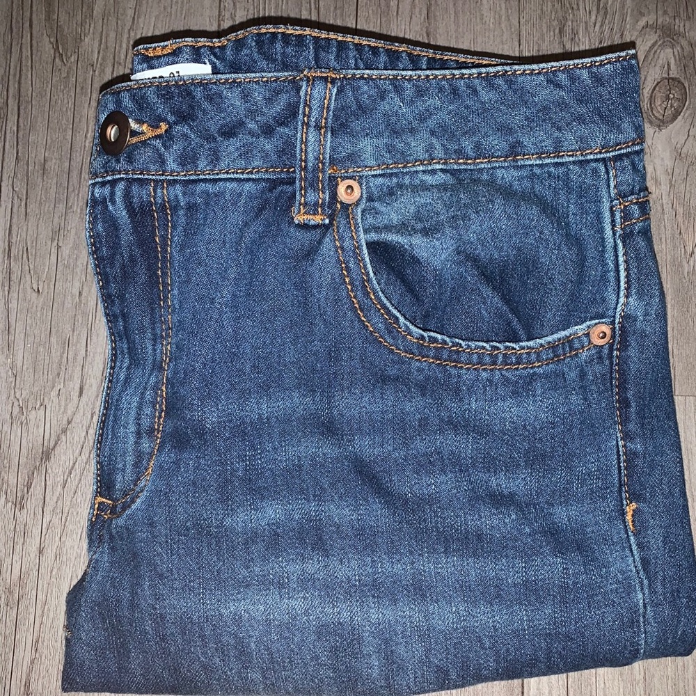High waste boyfriend jeans